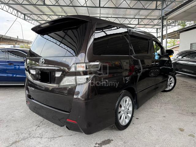 2011 Toyota VELLFIRE 2.4 Z PLATINUM Boleh Loan - 2