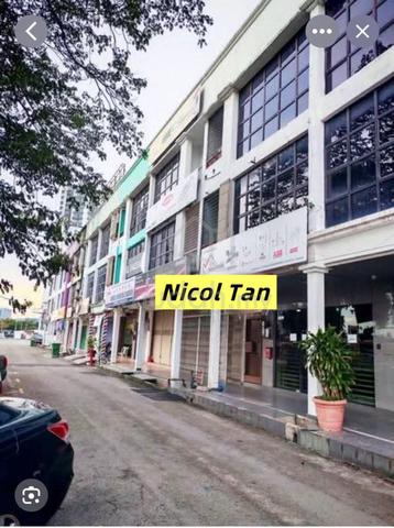 3 sty shoplot for sale facing mainroad at Chain Ferry Butterworth 1