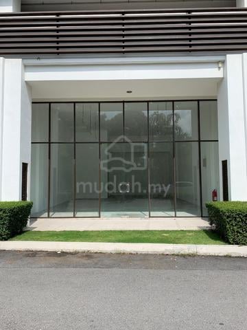 [Ground Floor] Subang Jaya Office/Retail with Ample Parking For Rent 1