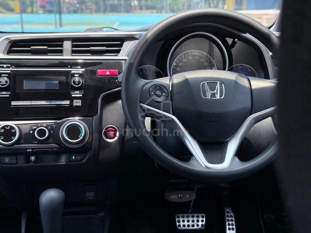 2015 Honda JAZZ 1.5 E (ONE CAREFUL OWNER) - 4