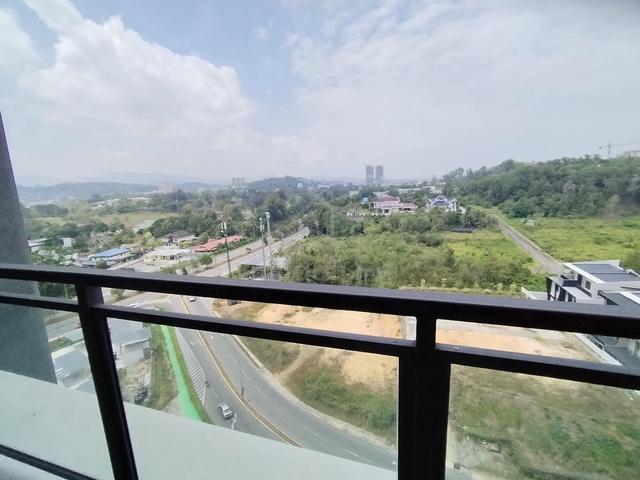Jesselton Twin Towers 1