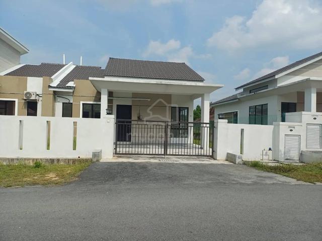 Semi-Detached HOUSE  at TAMAN JENDERAM ANGGUN DENGKIL SELANGOR 1