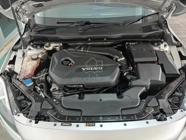 2015 Volvo V40 T4 1 Owner Ori Miles 7Xk Km SerRecs - 2