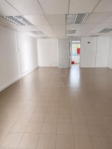 Chain Ferry, Butterworth Ground Floor Shoplot office Facing Main Road 1