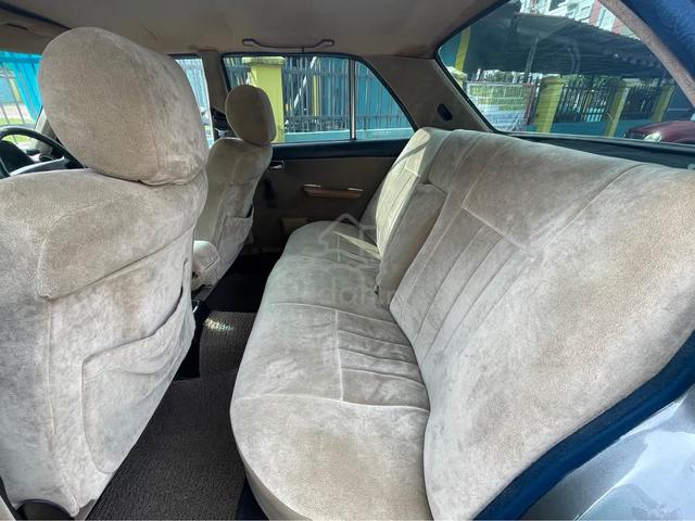 1985 Mercedes Benz W123 200 - 5