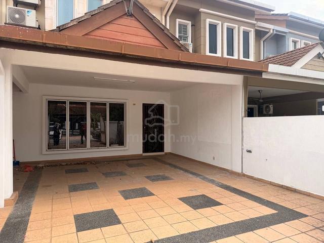 Double-storey house renovated in Seksyen 23 Shah Alam 1