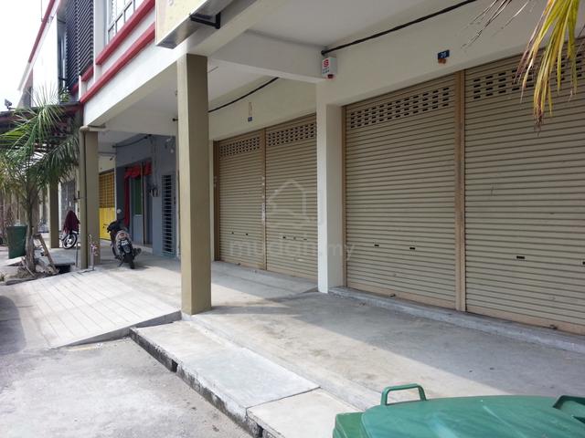 (DESERVE PRICE) GF Shoplot at Taman Seri Delima, Juru, Bukit Mertajam 1