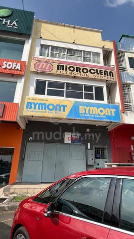 3Storey Factory/Warehouse/Office Lot @ Puchong for rent 1