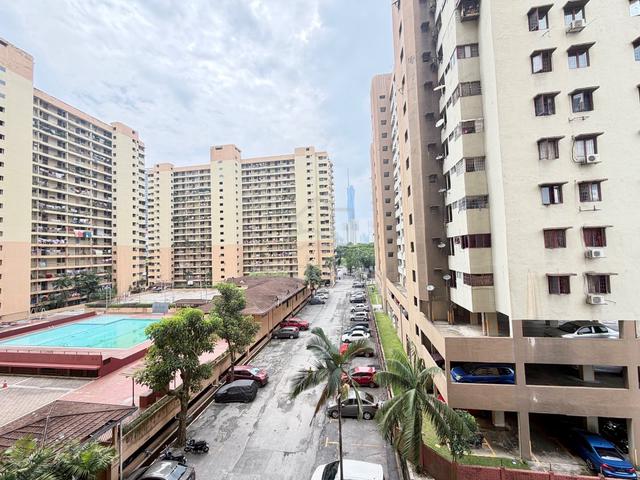Palm Court (Brickfields) 1