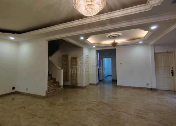 USj 20 Subang Jaya Semi-Detached House Partially Furnished For Sale 4