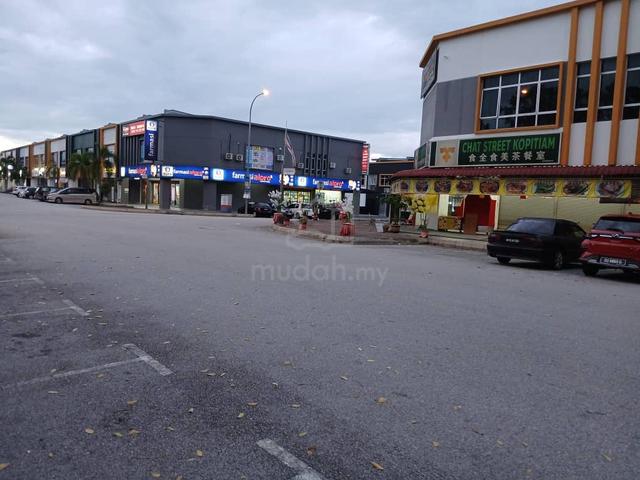 Kedai Unit Corner, Plazo 2, Seremban 2 1
