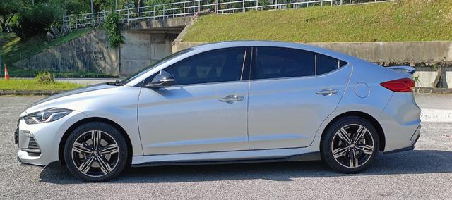 2017 Hyundai ELANTRA 1.6 SPORT POWER VALVETRONIC - 2