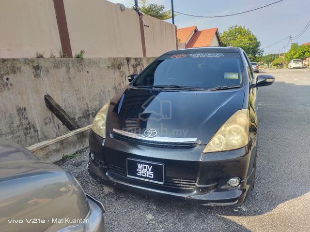 2005 Toyota WISH 2.0 WALD EDITION (A) - 2