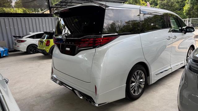 2024 Toyota ALPHARD 2.5 Z - 5