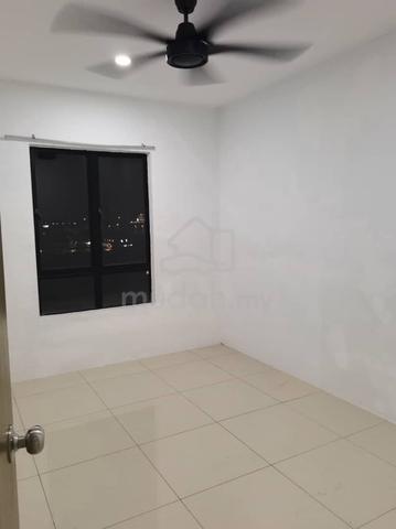 Manhattan Condominium 3