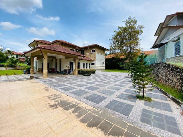 Cheapest 2 Storey Bungalow Puncak Pinggiran Putra Sg Merab Kajang 1