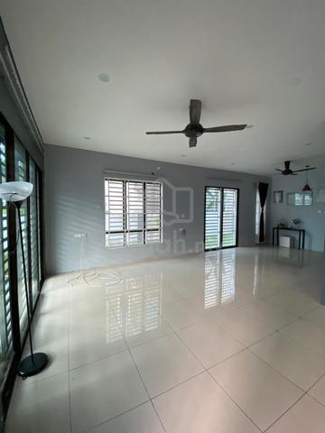 Double Storey Semi Detached House Di Sitiawan Perak 4
