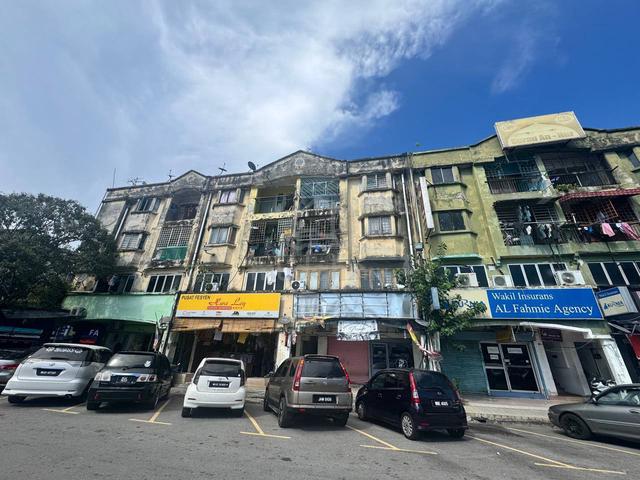 Taman Sri Andalas 1