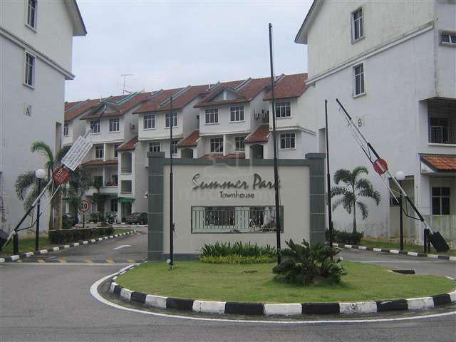 Summer Park Townhouse @ Seri Alam 1