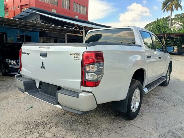 2019 Mitsubishi TRITON 2.4 VGT (A) - 3