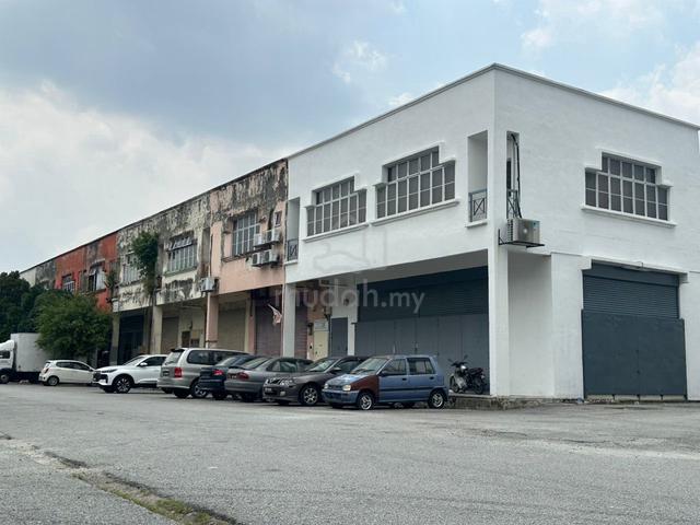 1.5 Storey Linked Factory for Rent / Subang 2 / U5 1
