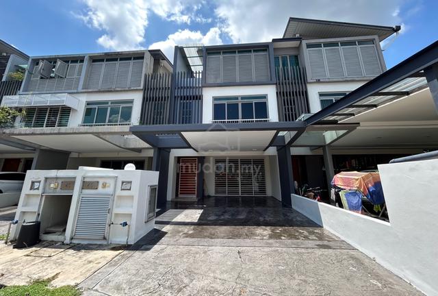 Apicalia @ D’Island Residence, Puchong 1