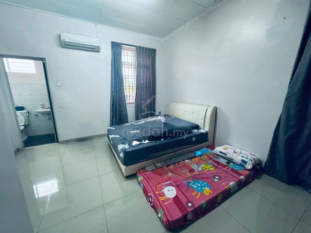 Jalan Enggang 1.5 Storey Corner Terrace House,Bandar Putra Kulai 3