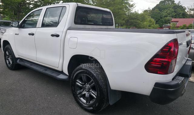 2021 Toyota HILUX D/CAB 2.4 A VNT FL (AT) (4X4)🤍 - 4