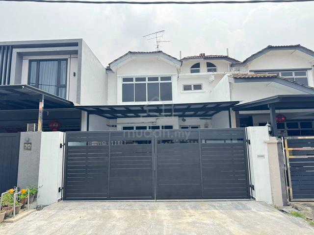 Taman Universiti, Skudai, Double Storey Terence 20x65, Renovated 1