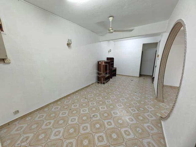 2 Storey Terrace/ Taman Pelangi/ Near CIQ/ JBCC/ Pelangi Plaza/ Jb 1
