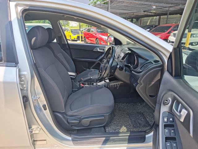 2010 Kia FORTE 1.6 (AUTO)-LOAN KEDAI - 4