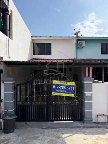 Bandar Permas Jaya - Zero Deposit - Fully Renovation 1