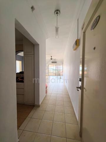 Prima Regency 1
