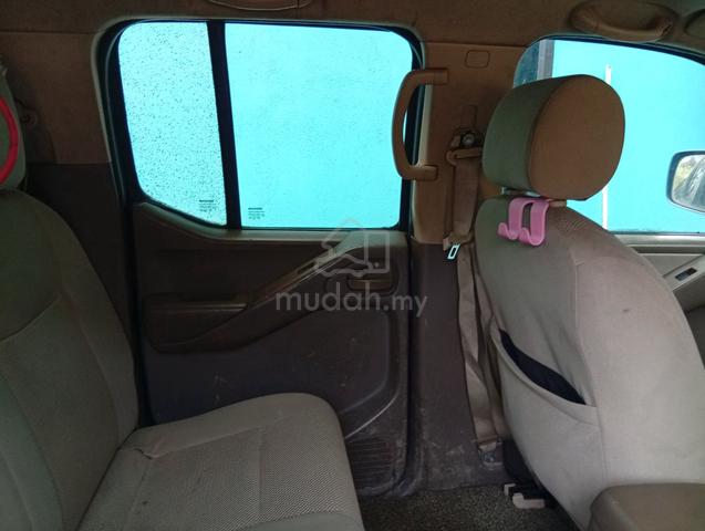2010 Nissan NAVARA 2.5 STANDARD (M) - 4
