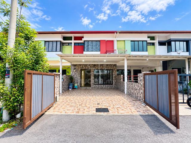 RENOVATED Double Storey Taman Anggerik Perdana Bandar Teknologi Kajang 1