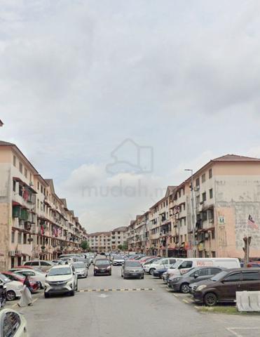 Apartment Idaman 1