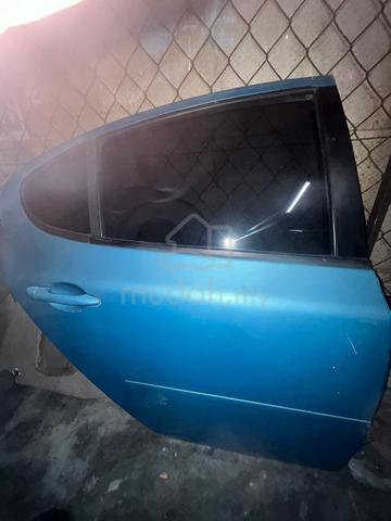 Pintu Gen2 Driver side dan Belakang Kanan - photo 3 of 3