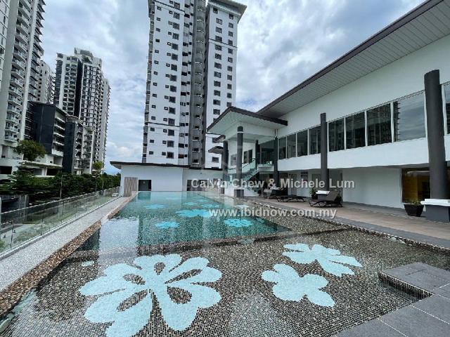 Royalle Condominium 1