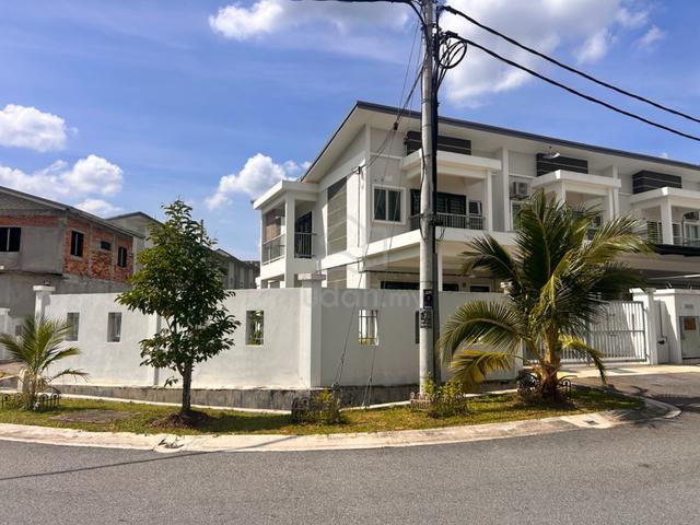 2 storey terrace @ Tmn Jenderam Prima Dengkil Selangor For Sale 1