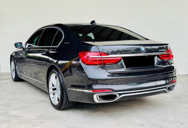 Bmw 740LE 2.0 Turbo New Facelift Luxury Spec - 2