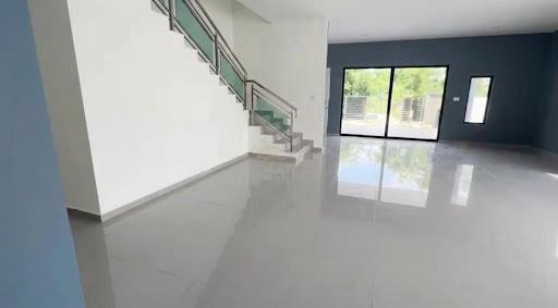 Batu Pahat Taman Suria Permai 2.5 Sty Semi-D New Rare Renovated Tiles 1