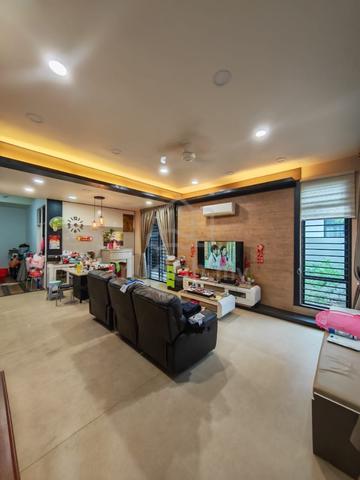 Garden Villa / Cluster / Bukit Indah / Below Market / Extend Renovated 1