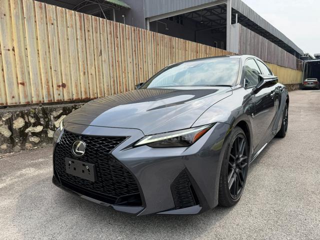 2023 Lexus IS300 2.0 F-SPORT MODE BLACK III 10K KM - 1