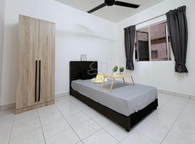 @Damansara room for rent, Gender Separated & Malay & Local Bumi Unit 1