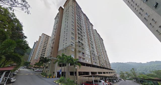 Lakeview Apartments 1
