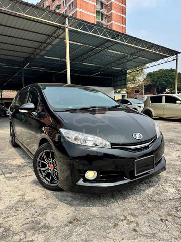 Toyota Wish 1.8 Valve Matic 7 Seater MPV - 1
