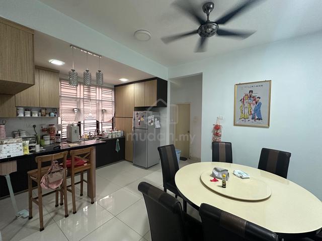 Mutiara Rini heights 2sty big size renovated near lotus mcd cheap sale 3