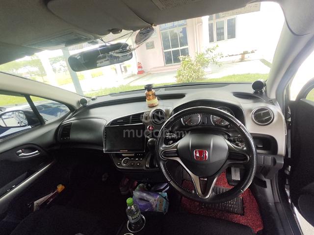 2008 Honda STREAM 1.8 I-VTEC (A) - 2