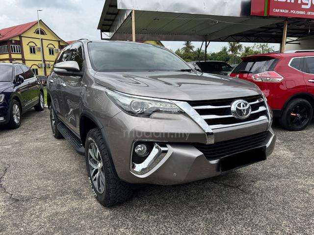 2016 Toyota FORTUNER 2.7 V TGN51R ENHANCED (A) - 1