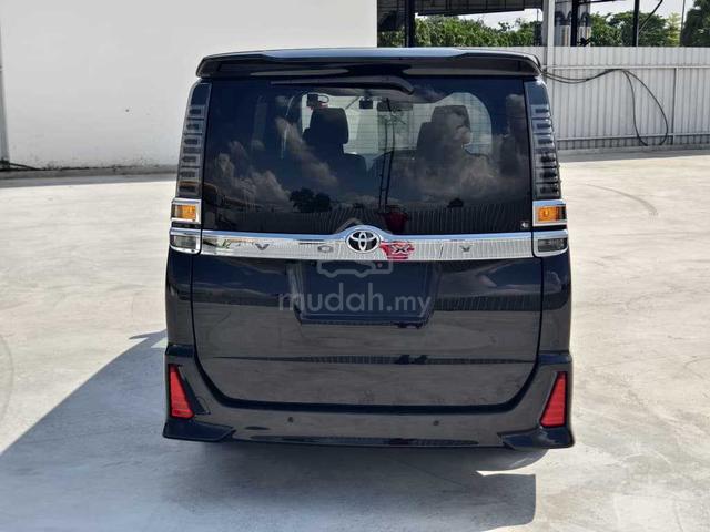 2021 Toyota VOXY 2.0 ZS KIRAMEKI III (A) 42K KM - 4